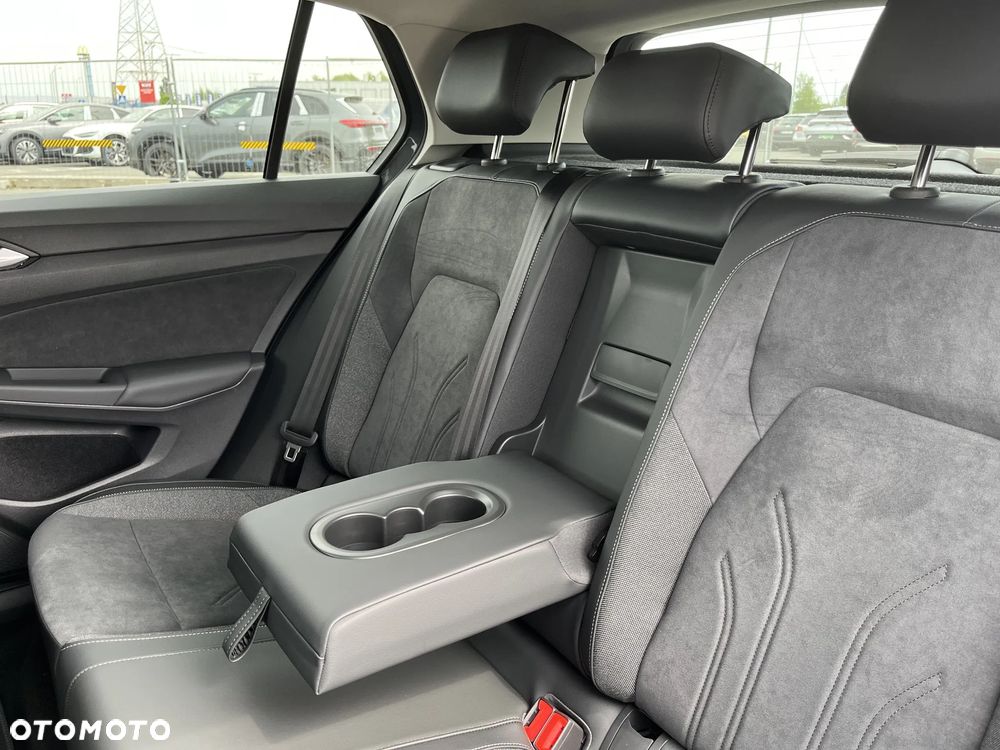 Volkswagen Golf 1.5 eTSI mHEV Life Plus DSG - 17