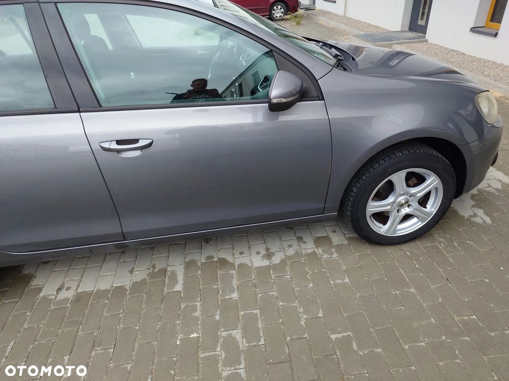 Volkswagen Golf 1.6 Comfortline - 11