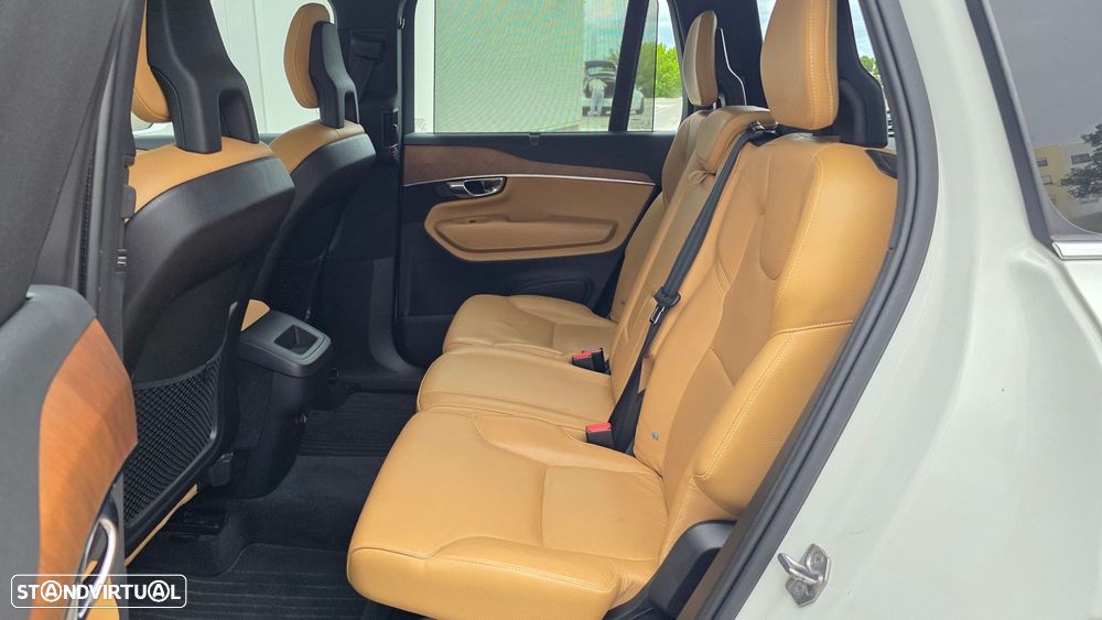 Volvo XC 90 2.0 D4 Momentum - 30