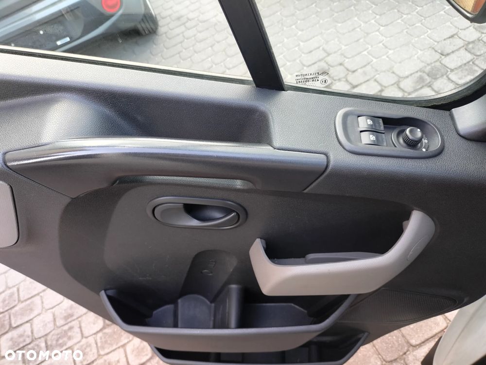 Nissan NV400 R45.17 L3 RWD DT Comfort - 37