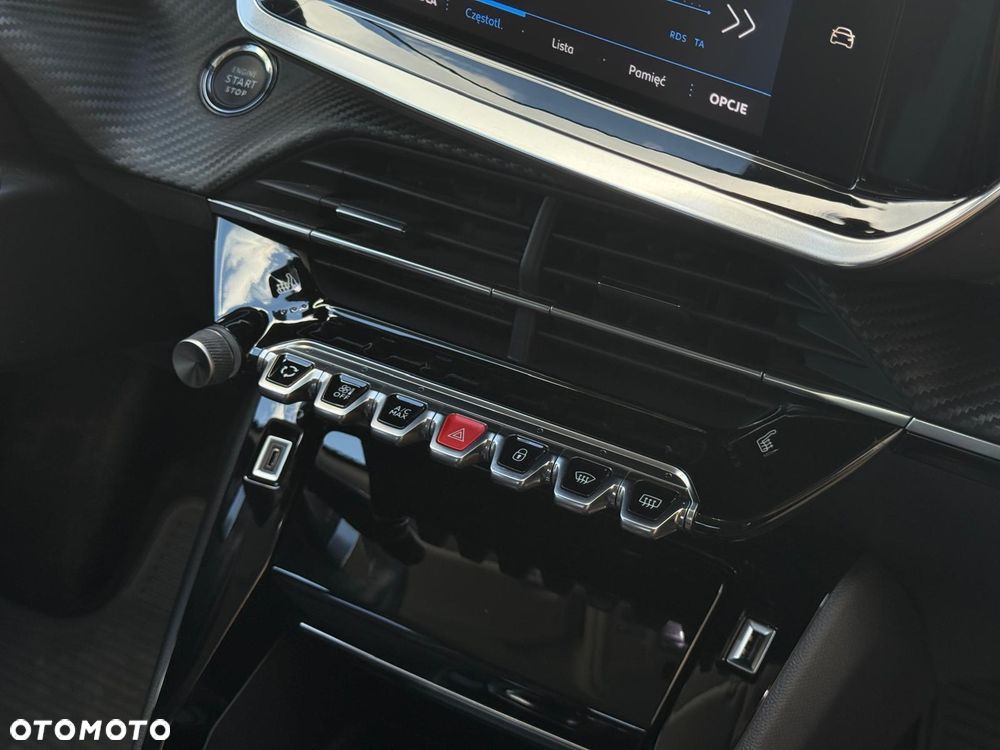 Peugeot 2008 1.2 PureTech Allure Pack S&S EAT8 - 23