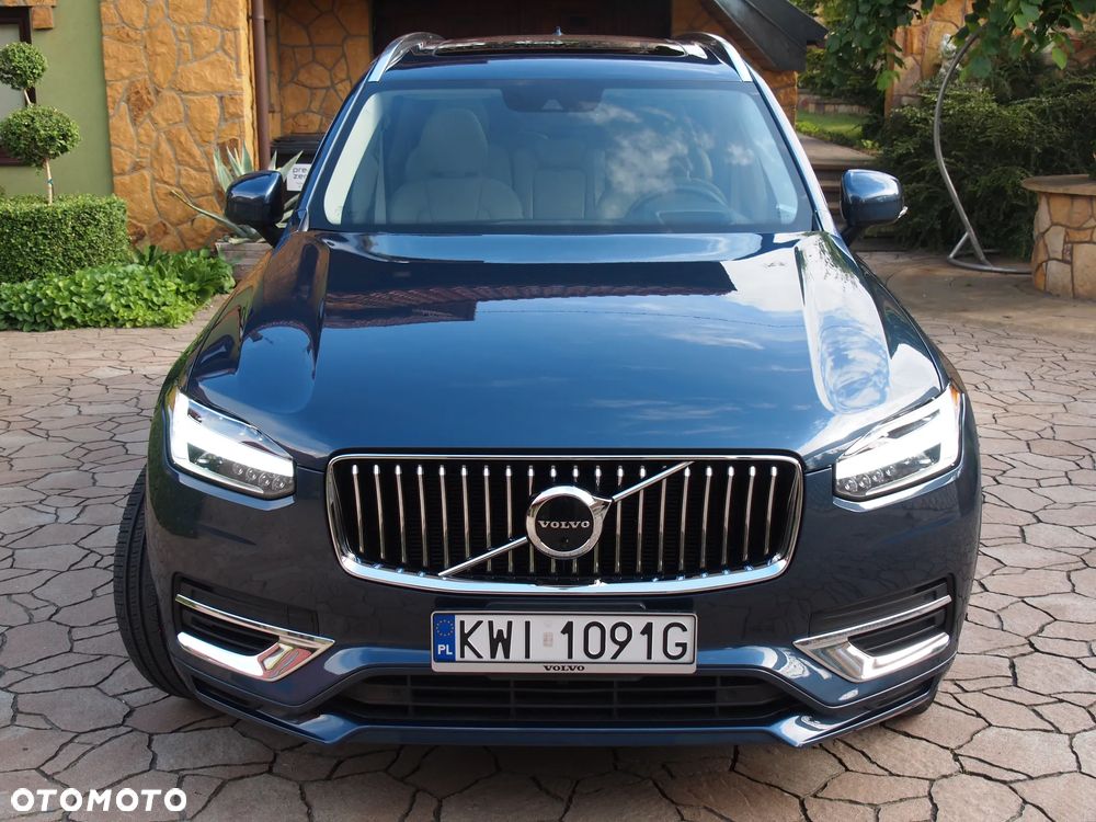 Volvo XC 90 - 9