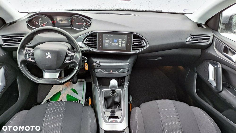 Peugeot 308 - 5