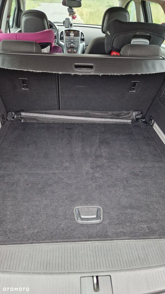 Opel Astra 1.4 Turbo - 31