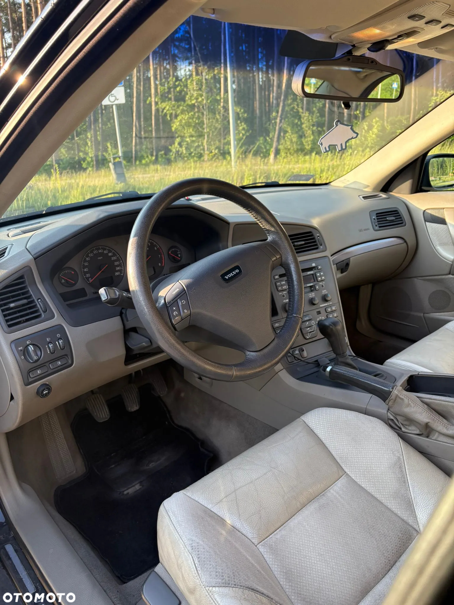 Volvo S60 2.4 - 16