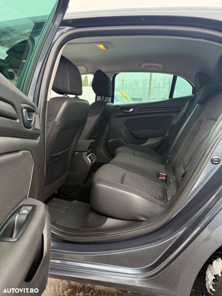Renault Megane BLUE dCi Limited - 12