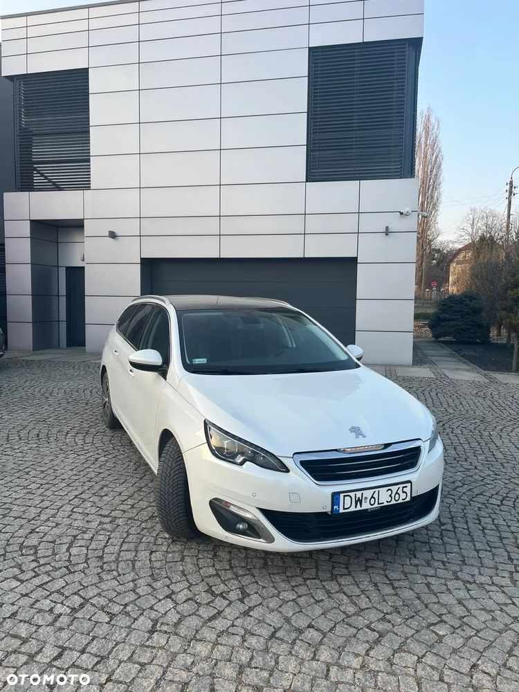 Peugeot 308 1.2 PureTech Allure S&S - 4