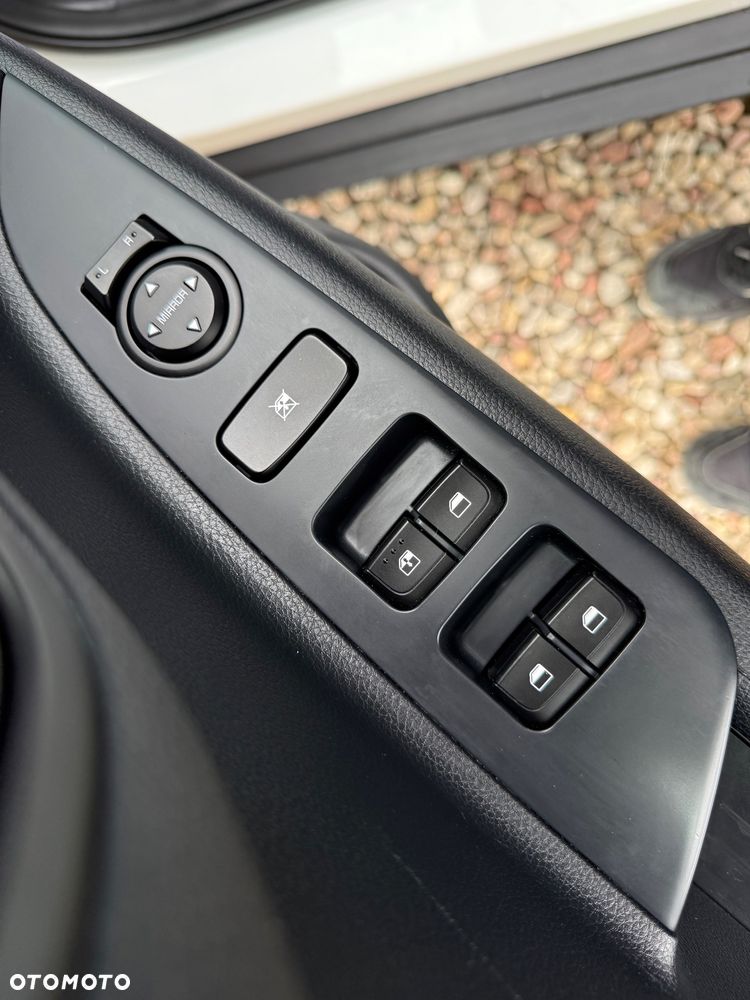Kia Stonic 1.0 T-GDI M DCT - 28
