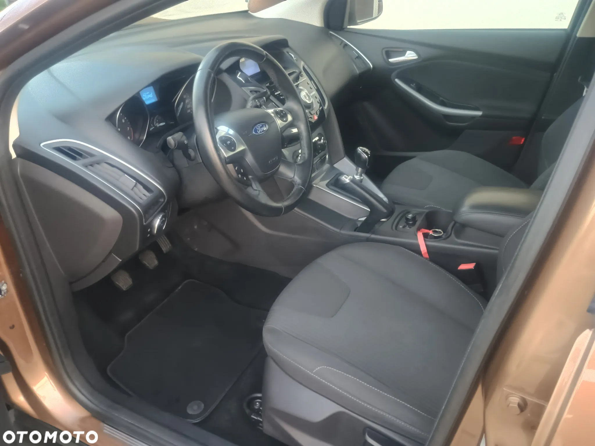 Ford Focus 1.6 EcoBoost Gold X (Trend) - 17