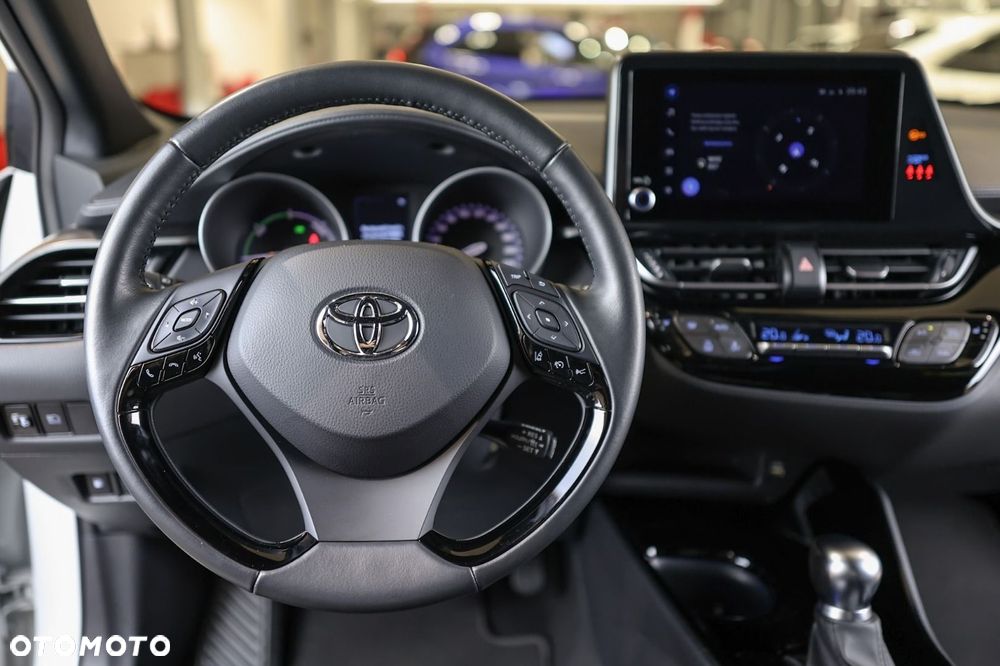 Toyota C-HR - 17