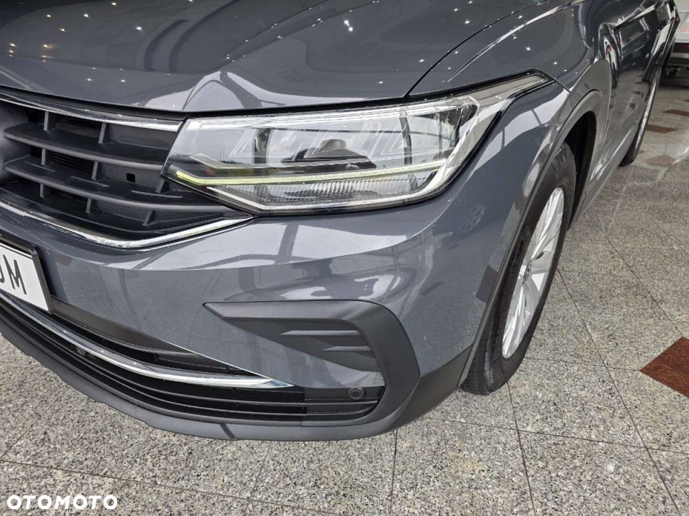 Volkswagen Tiguan - 18