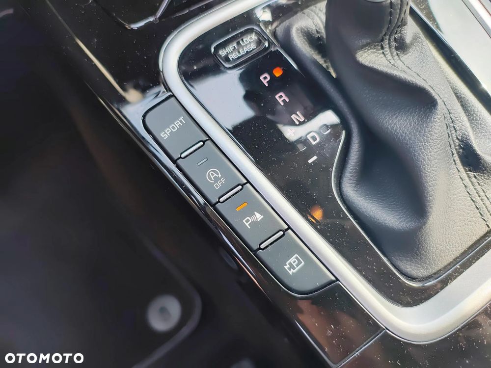 Kia Ceed 1.5 T-GDI Tribute DCT - 18