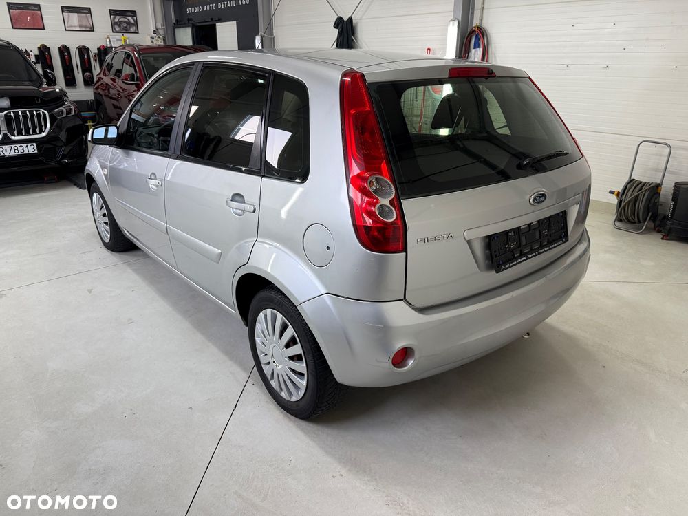 Ford Fiesta 1.3 Silver Magic - 13