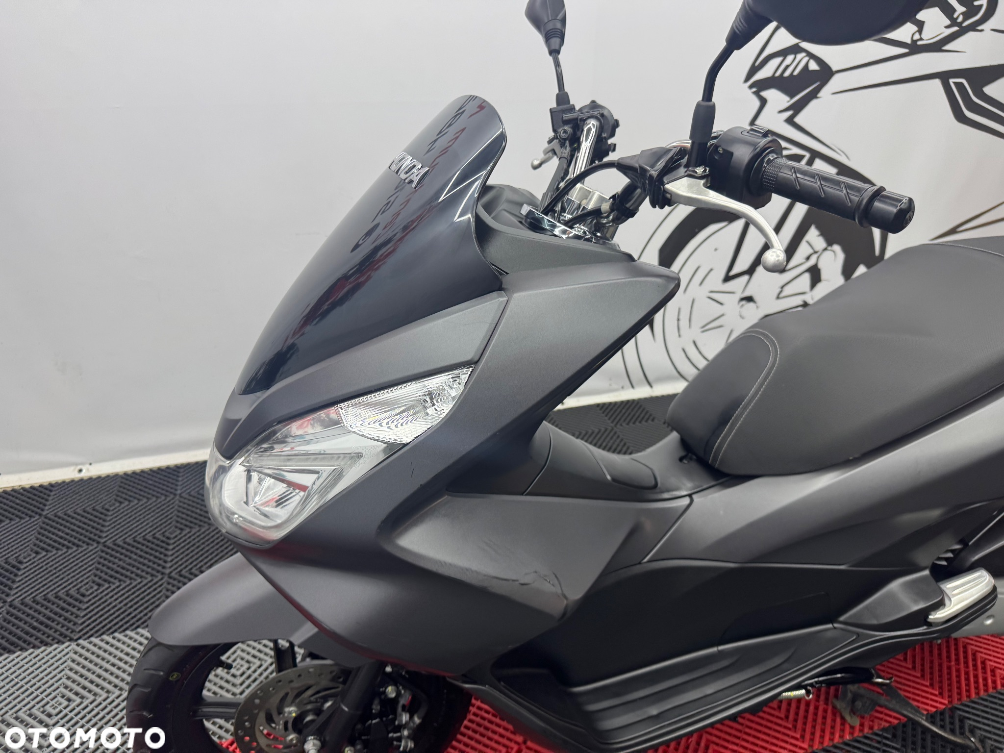 Honda PCX - 13