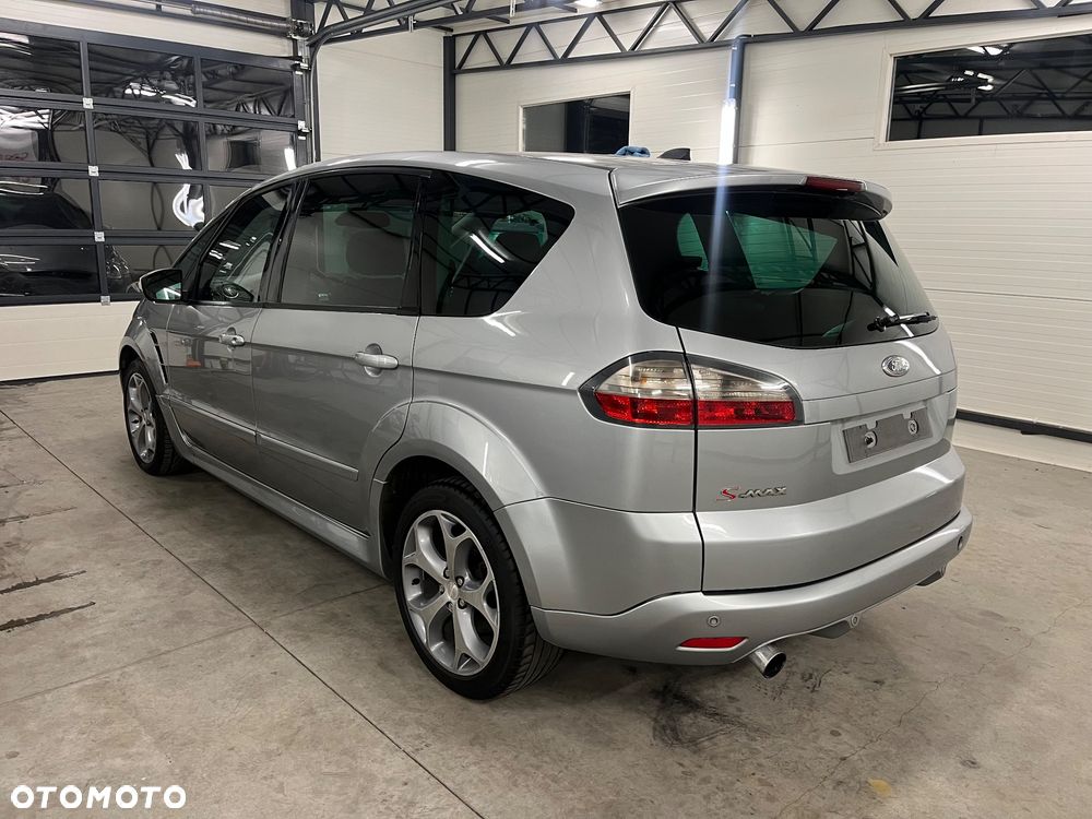 Ford S-Max - 4