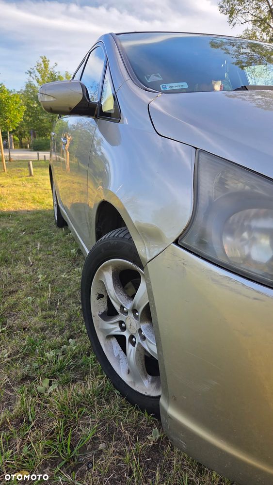 Mitsubishi Grandis 2.0 DID Intense - 16