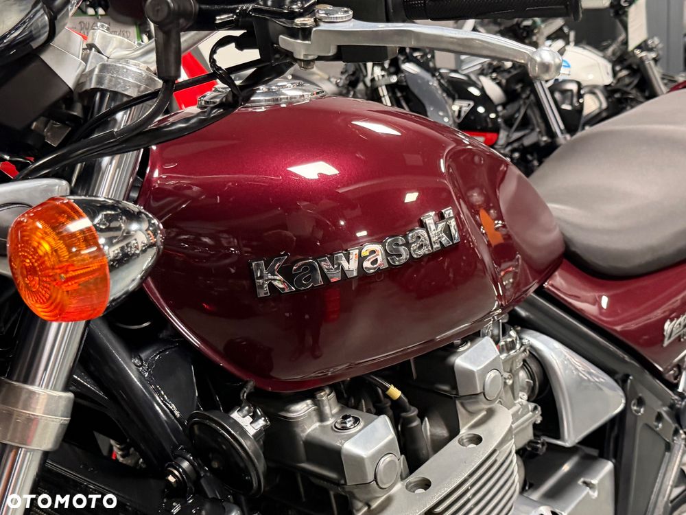 Kawasaki Zephyr - 37