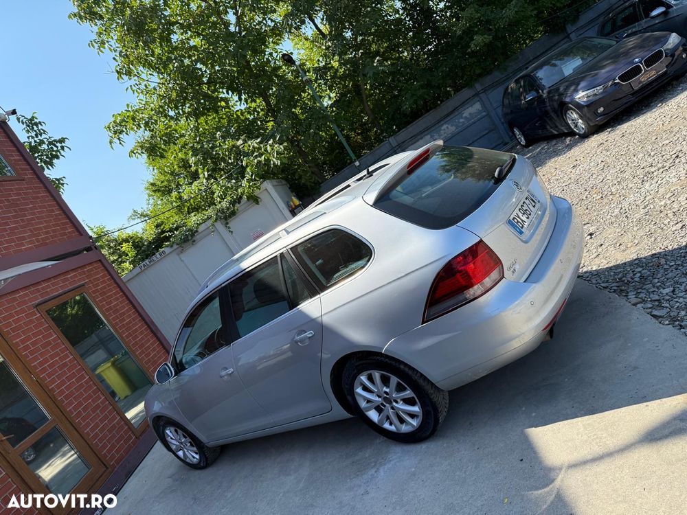Volkswagen Golf - 31