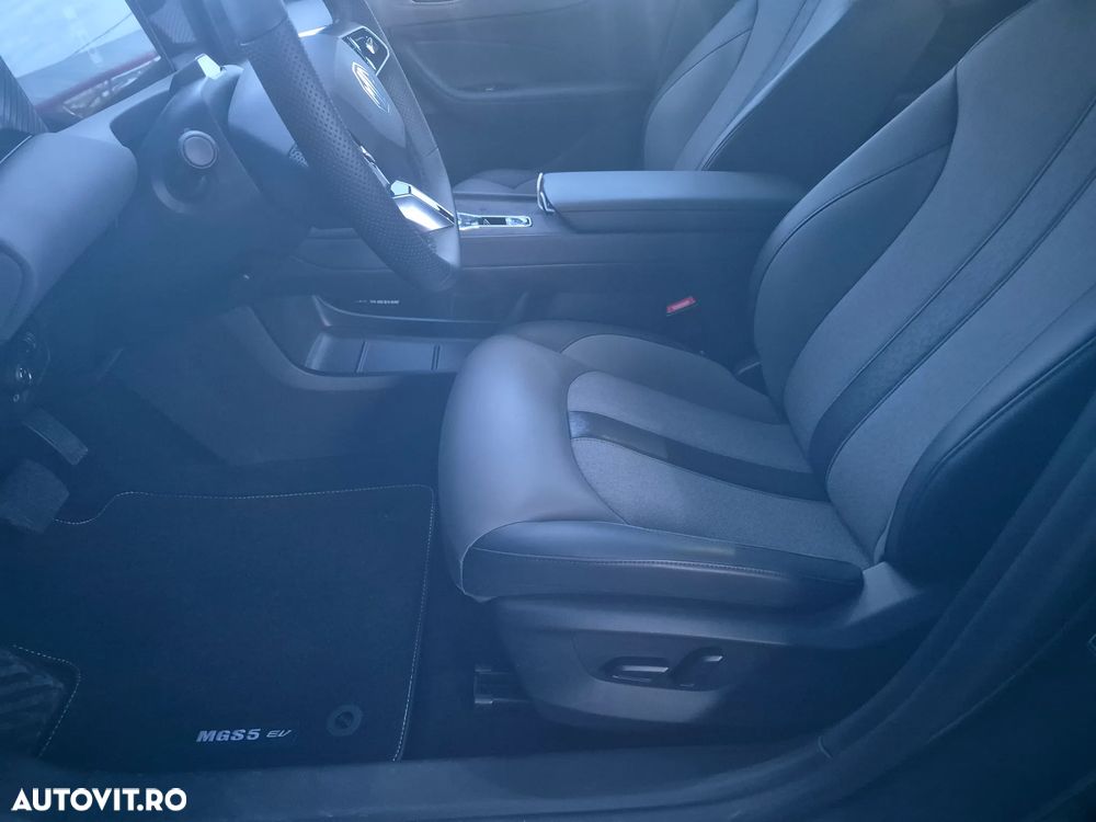 MG S5 64kWh Luxury - 36