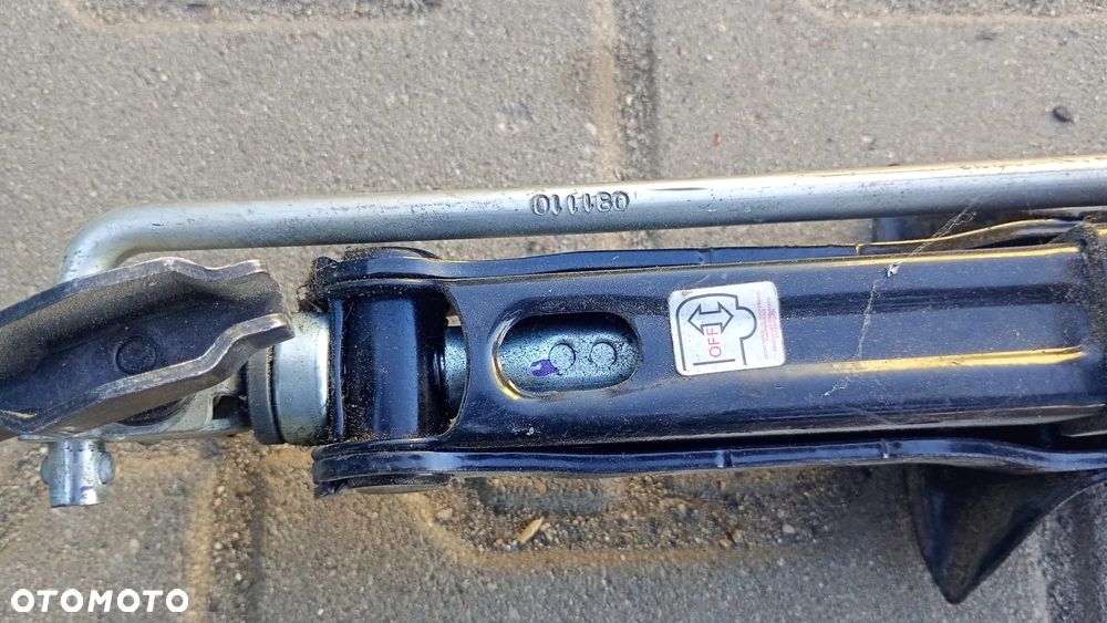 F.VAT Fiat Scudo 07-16 Oryginalny Lewarek podnoszenia auta Peugeot Expert 07-16 Citroen Jumpy III - 2