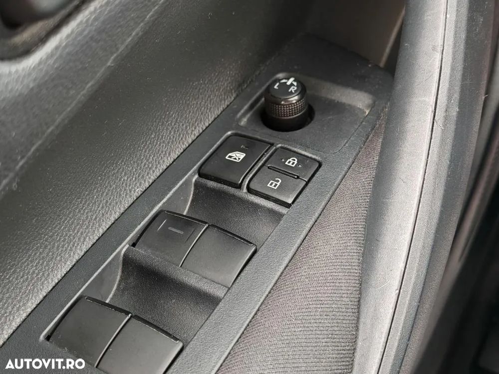 Toyota Corolla 1.8 HSD Dynamic - 22