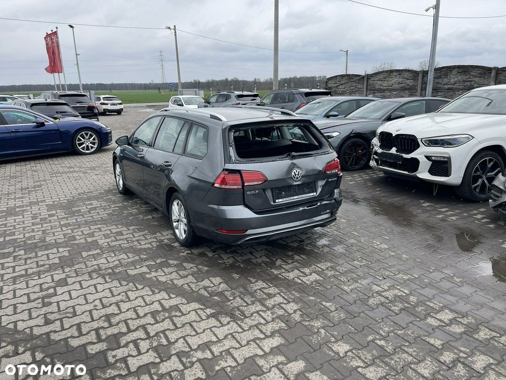 Volkswagen Golf 1.5 TSI BMT Comfortline - 5