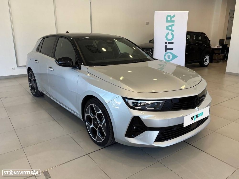 Opel Astra 1.2 T GS Aut. - 3