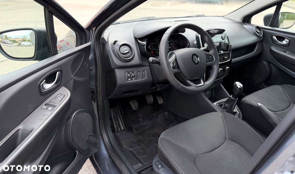 Renault Clio 1.2 16V 75 Experience - 6