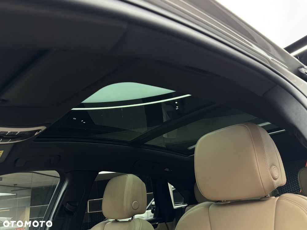 Porsche Macan T - 13