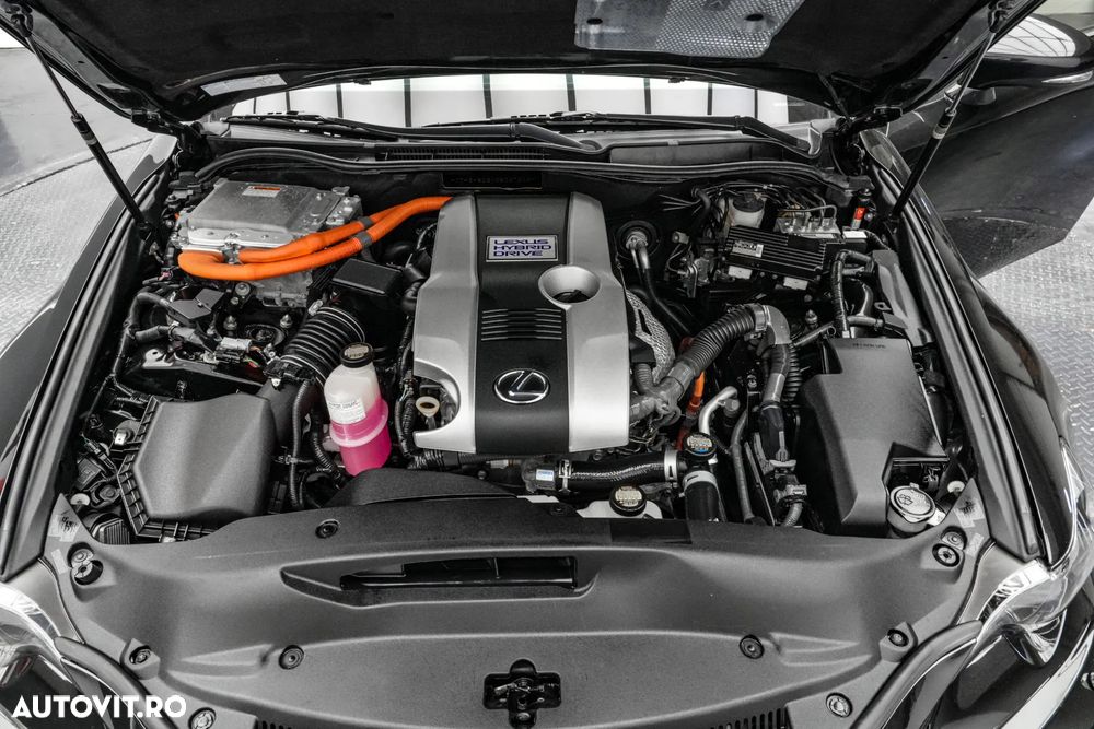 Lexus Seria IS 300h Executive Plus - 24
