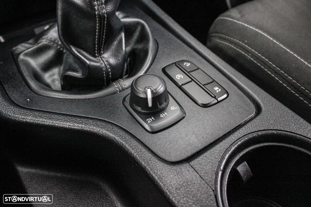 Ford Ranger 2.0 TDCi CD XLT 4WD - 35