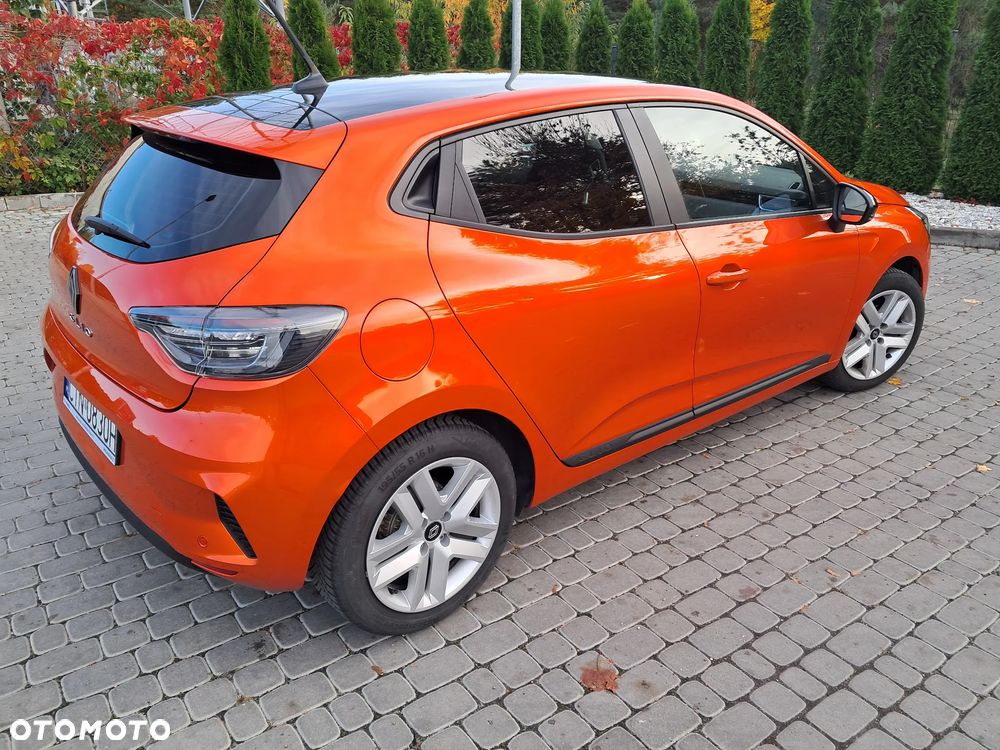 Renault Clio - 9
