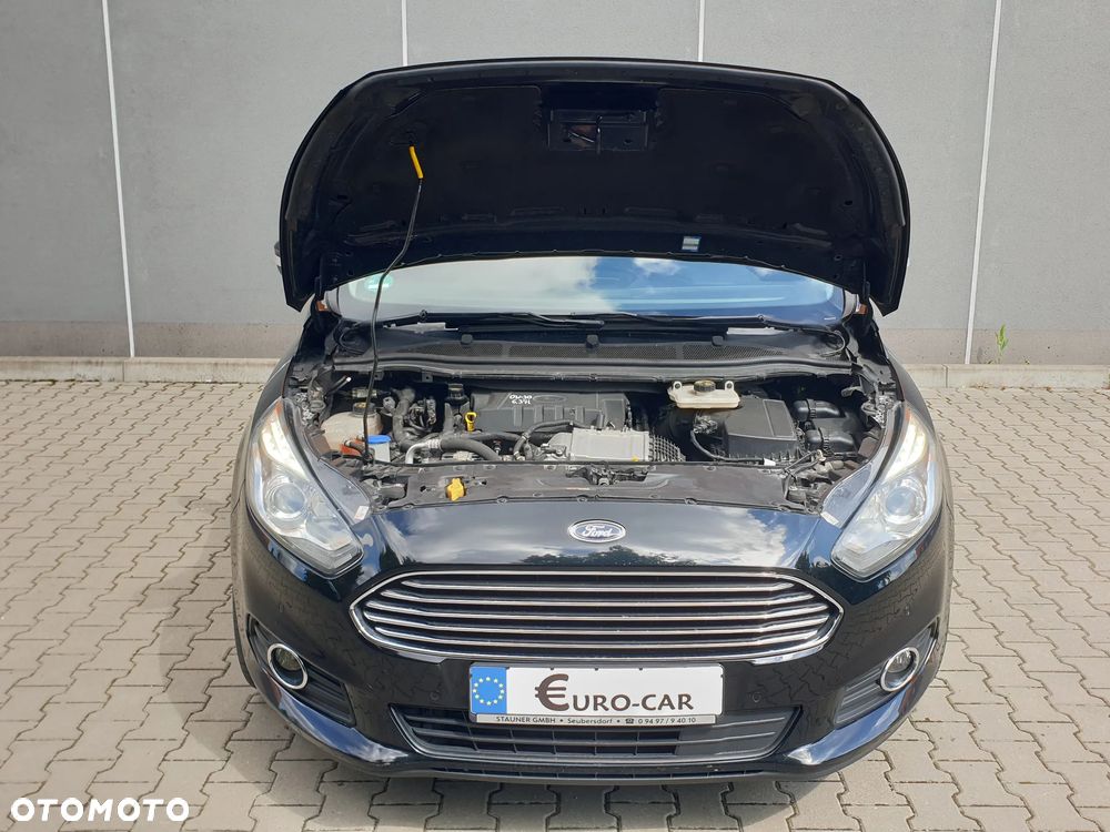 Ford S-Max - 9