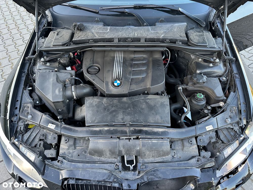 BMW Seria 3 320d M Sport Edition - 29
