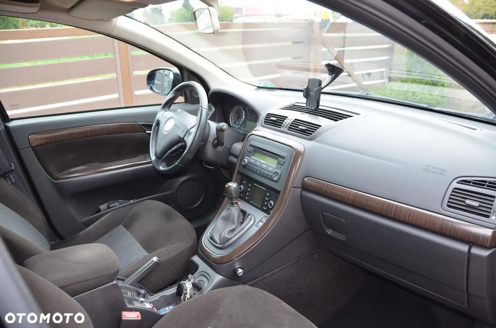 Fiat Croma 1.9 JTD Emotion - 11