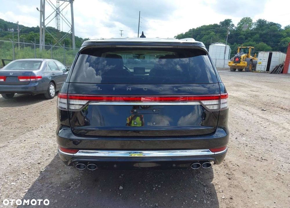 Lincoln Aviator - 5