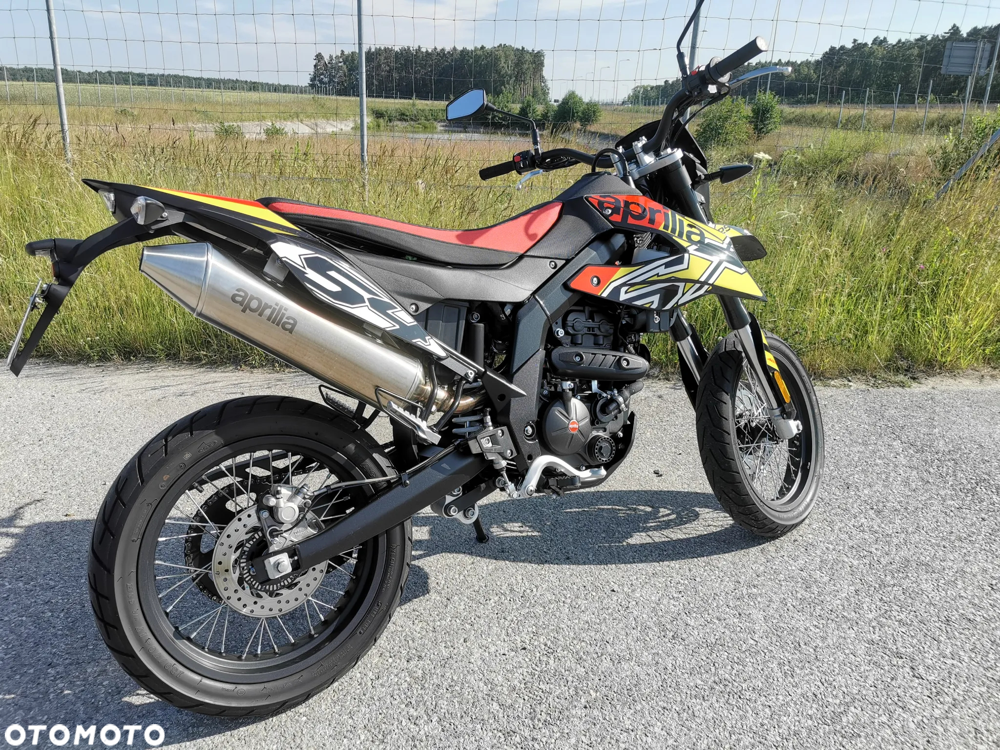 Aprilia SX - 17