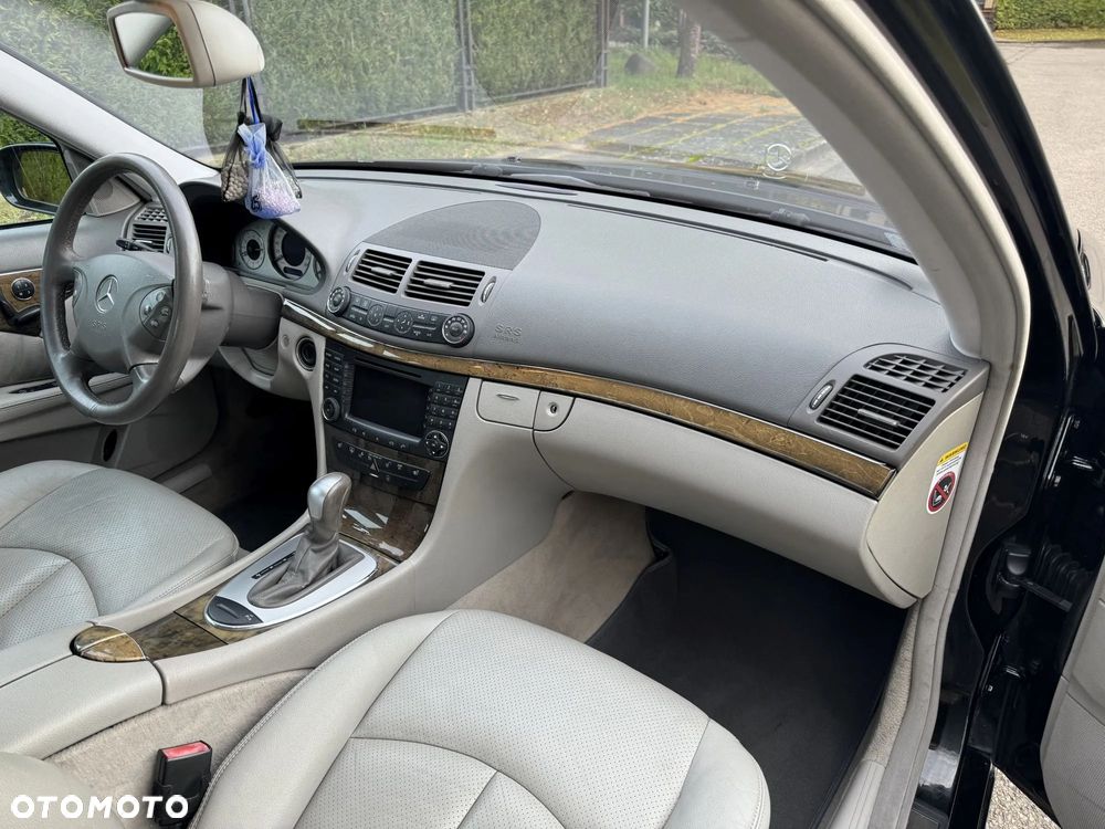 Mercedes-Benz Klasa E 320 CDI 4-Matic Avantgarde - 13