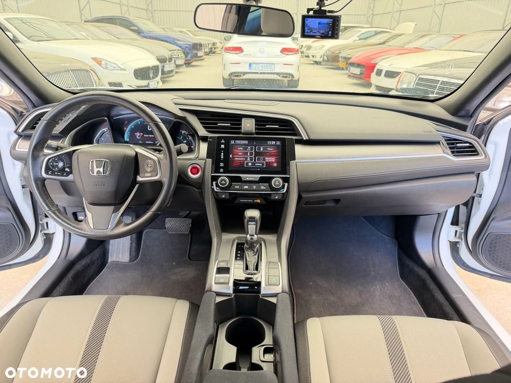 Honda Civic 1.5 i-VTEC Turbo CVT Elegance - 6