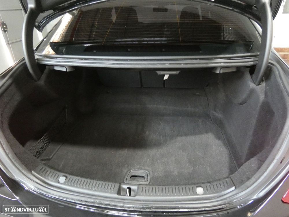 Mercedes-Benz E 220 d Avantgarde - 7