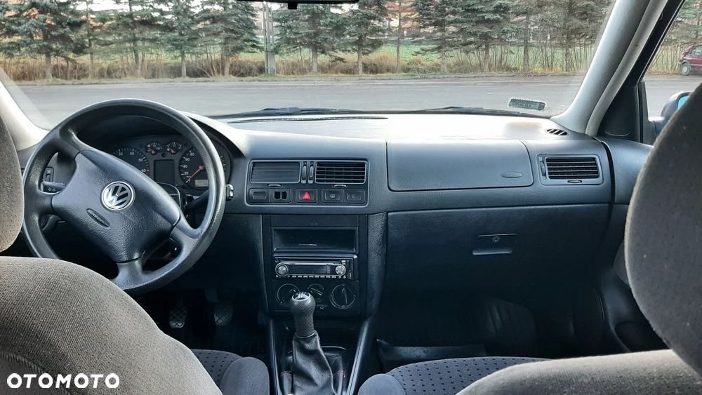 Volkswagen Golf IV 1.4 16V Basis - 8