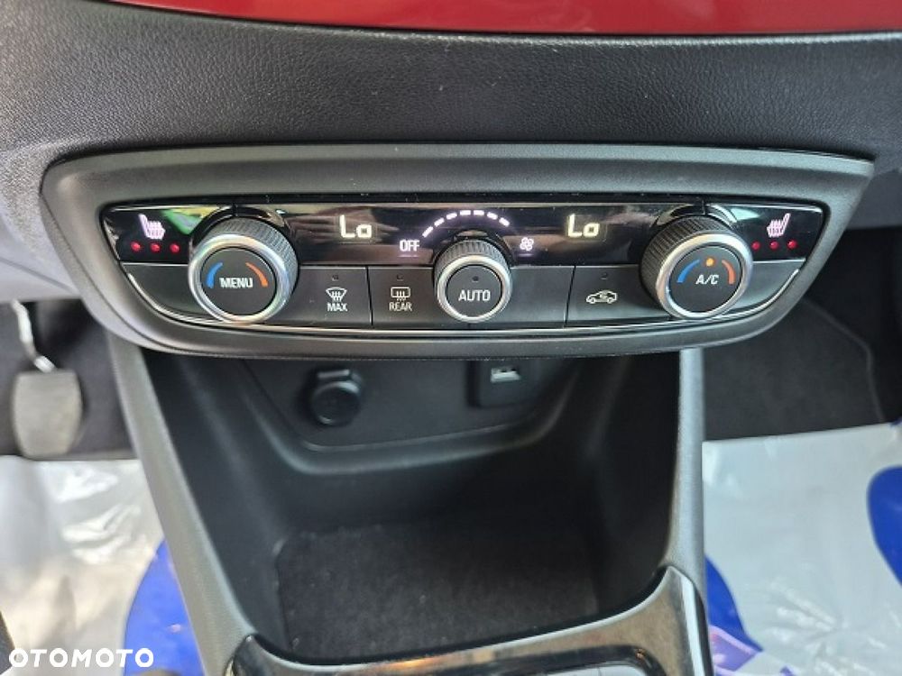 Opel Crossland X - 34