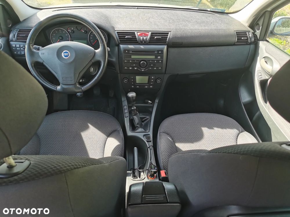 Fiat Stilo Multi Wagon 1.6 16V Dynamic - 6