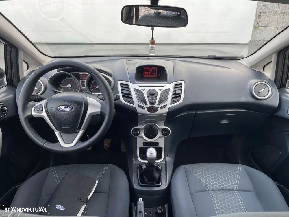 Ford Fiesta 1.25 Titanium - 14