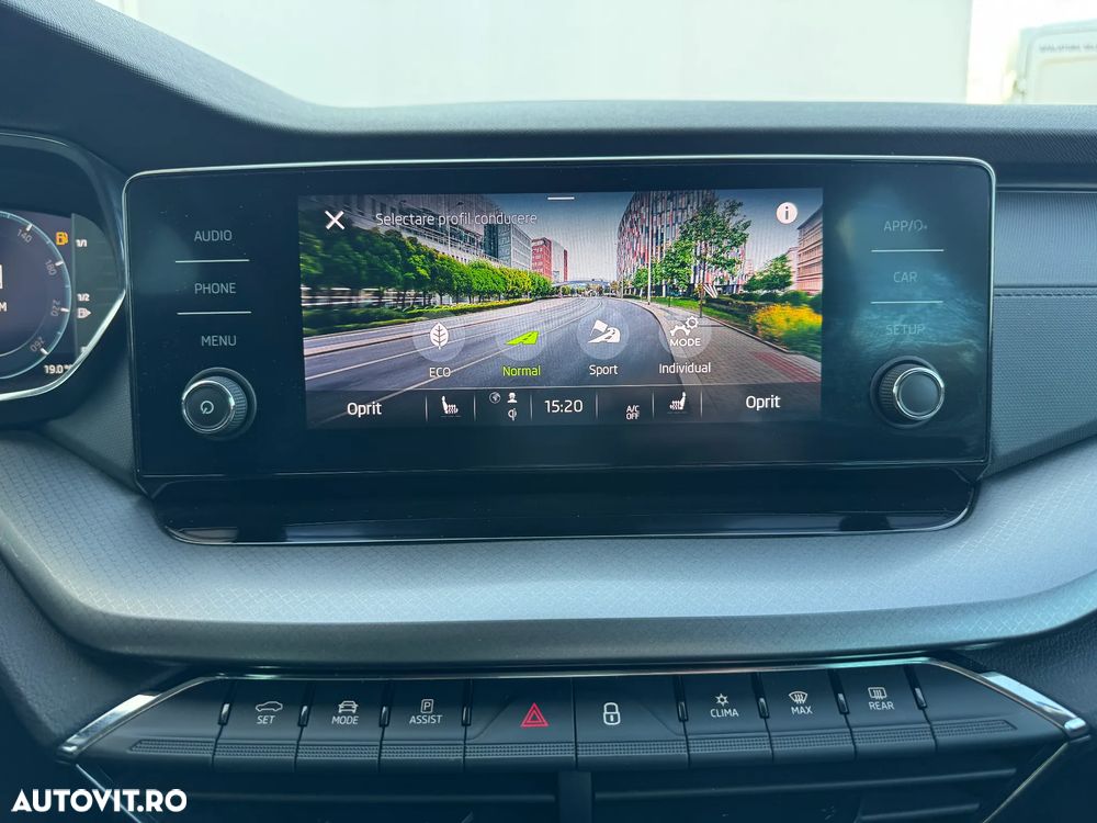 Skoda Octavia 2.0 TDI DSG Ambition - 15