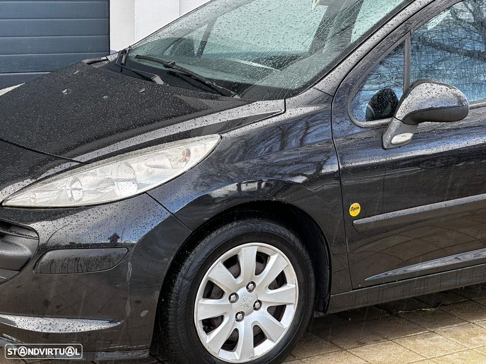 Peugeot 207 1.4 16V Active - 3