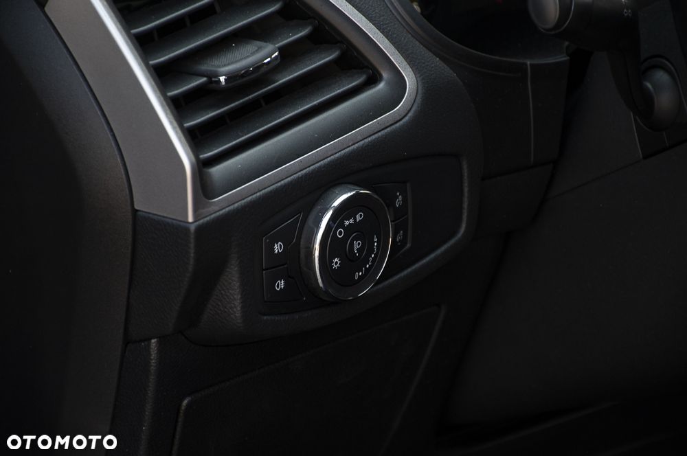 Ford S-Max - 38