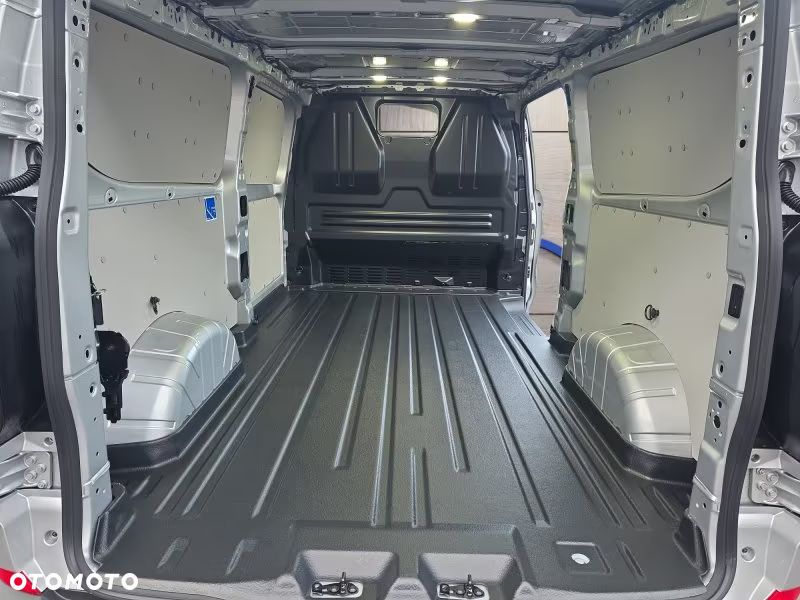 Ford Transit Custom L2 Van Trend 136KM M6 - 22