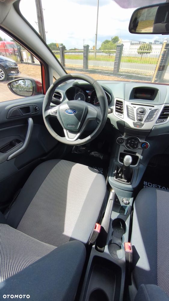 Ford Fiesta 1.25 Ambiente - 6