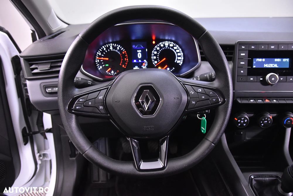 Renault Clio - 15